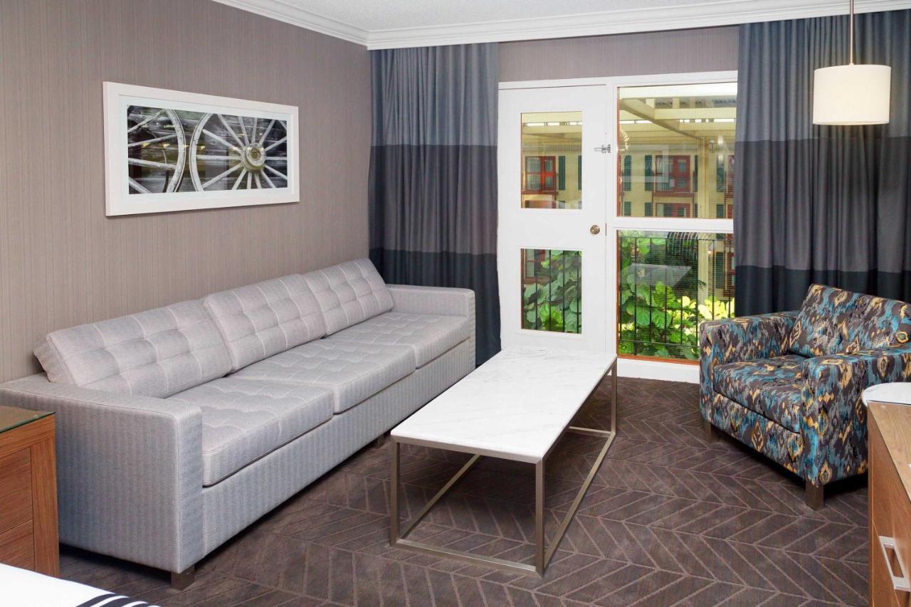 Sandman Signature Lethbridge Lodge Extérieur photo