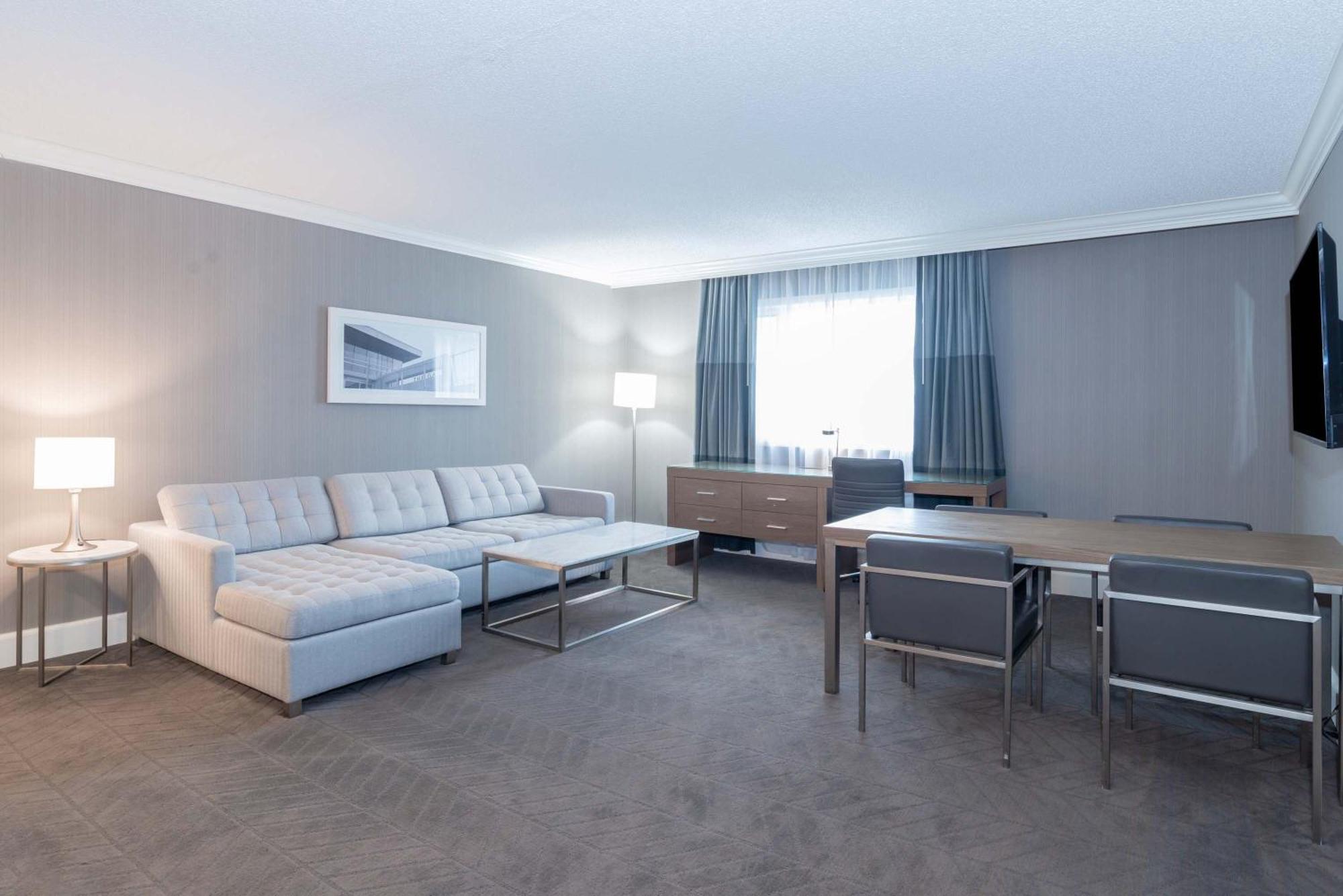 Sandman Signature Lethbridge Lodge Extérieur photo