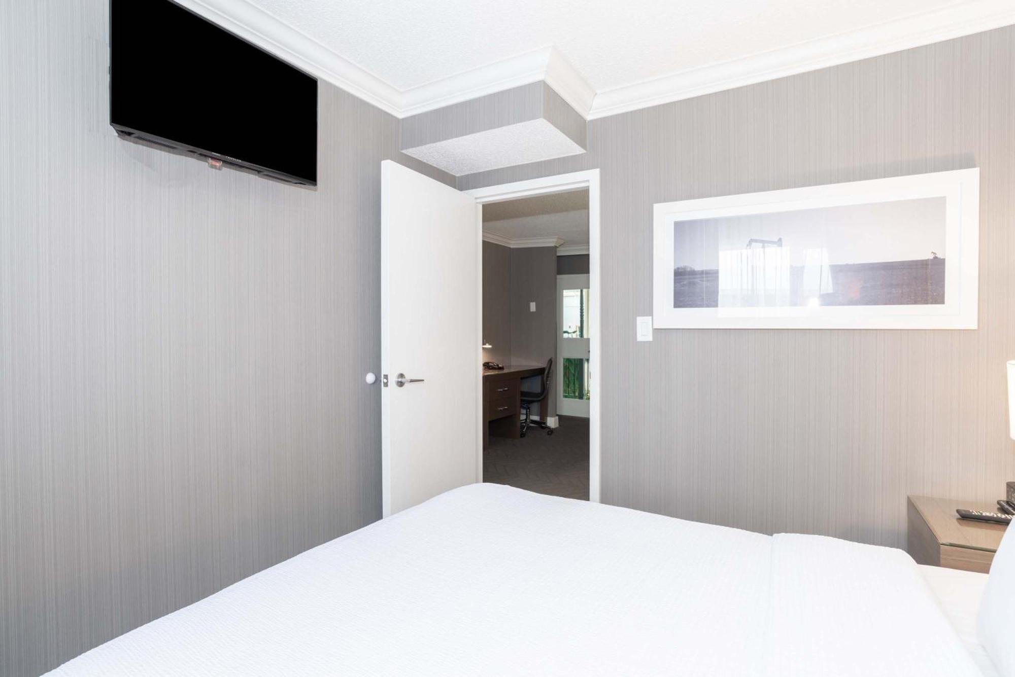 Sandman Signature Lethbridge Lodge Extérieur photo